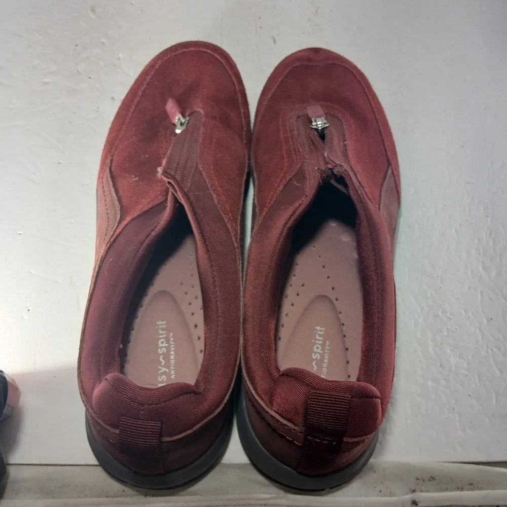 Easy Spirit Secave Walking Shoes 9.5 Burgundy Suede Zip Comfort Sneaker